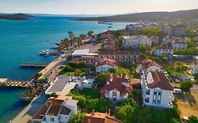 Ezer Hotel